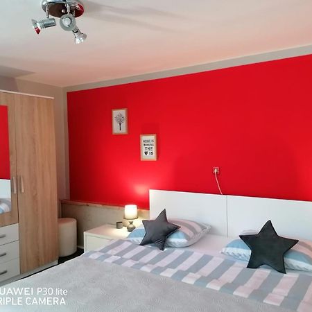 Apartment Borna Pazin Exterior foto